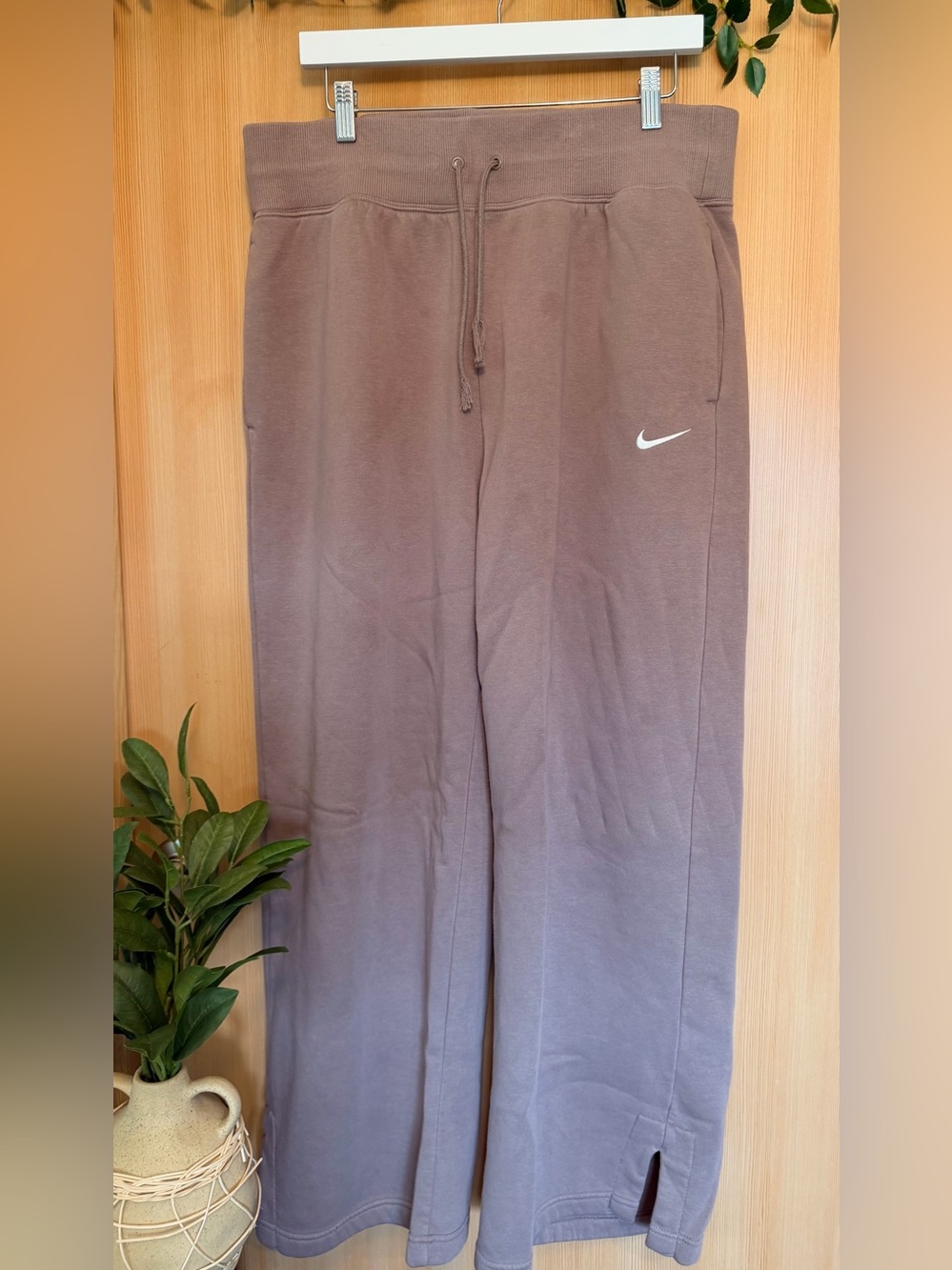 Nike Open Hem Fleece Sweatpants XL Taupe Athleisure Pants Matching Set - Picture 2 of 5
